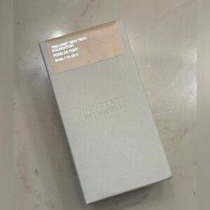 Haus Labs Triclone Skin Tech Medium Coverage Foundation 100 Light Neutral